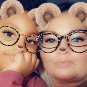 Meet your Posher, Madeline